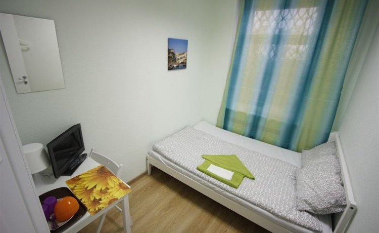 Гостиница Hostel Monroe Москва-18